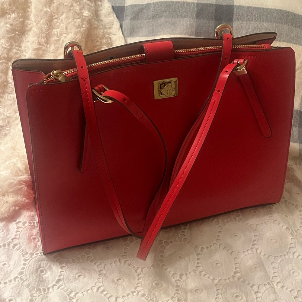 Antonio Melani Elegant Red Handbag